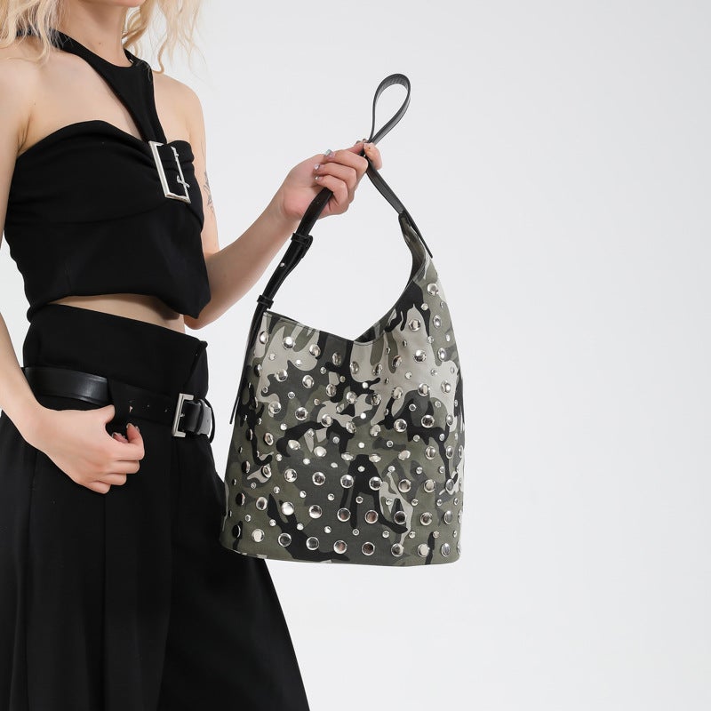 2025 Popular Rivet Women'S Bag Fashion Shoulder Bag New Bucket Bag Handbag - Image 1