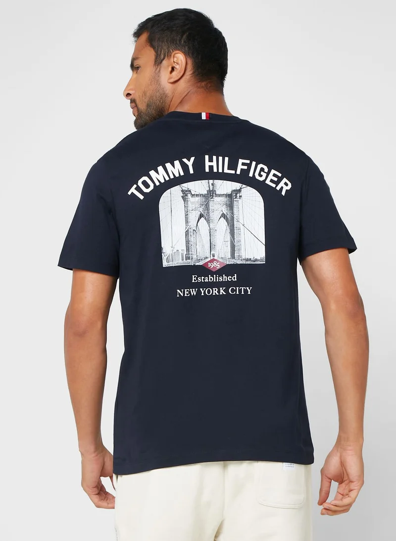 TOMMY HILFIGER Logo Crew Neck T-Shirt