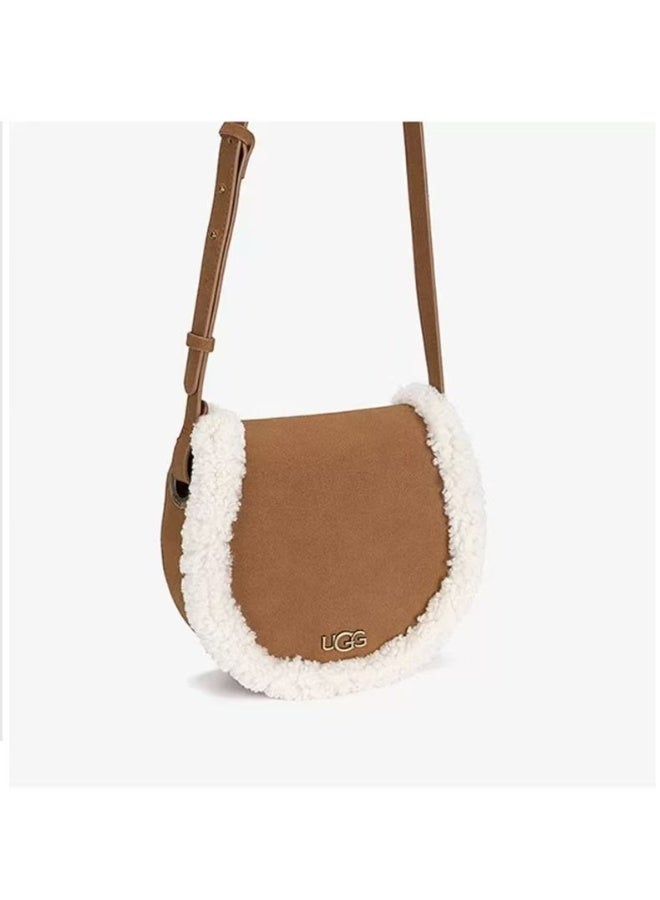 UGG Sharon Saddle Bag - Image 3