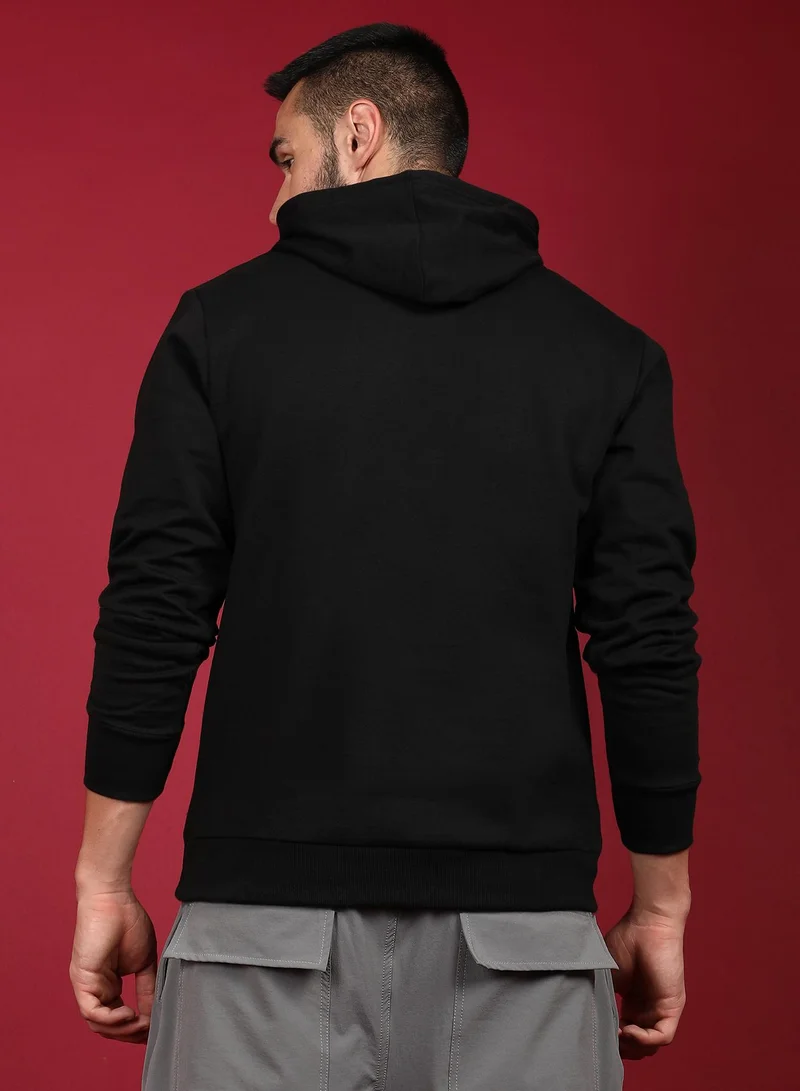 Campus Sutra Men's Onyx Black Solid Pullover Hoodie