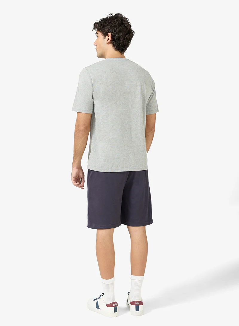 سفنتي فايف بيسيكس طقم تي شيرت وشورت