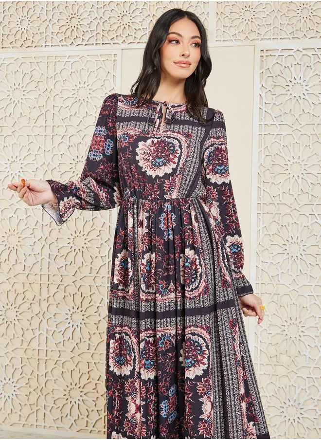 Styli Floral Print Gathered Detail A-Line Maxi Dress