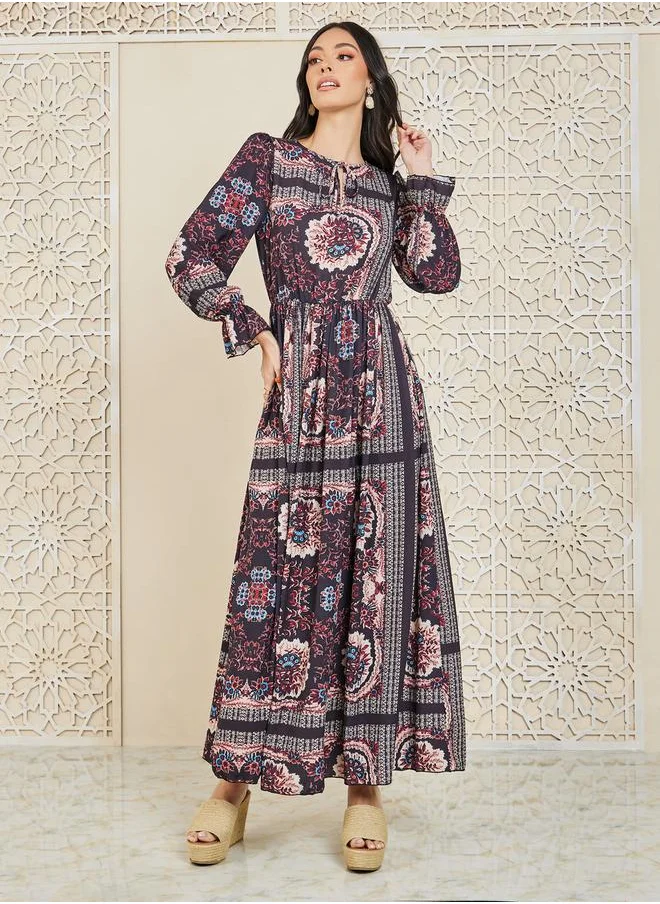 Styli Floral Print Gathered Detail A-Line Maxi Dress