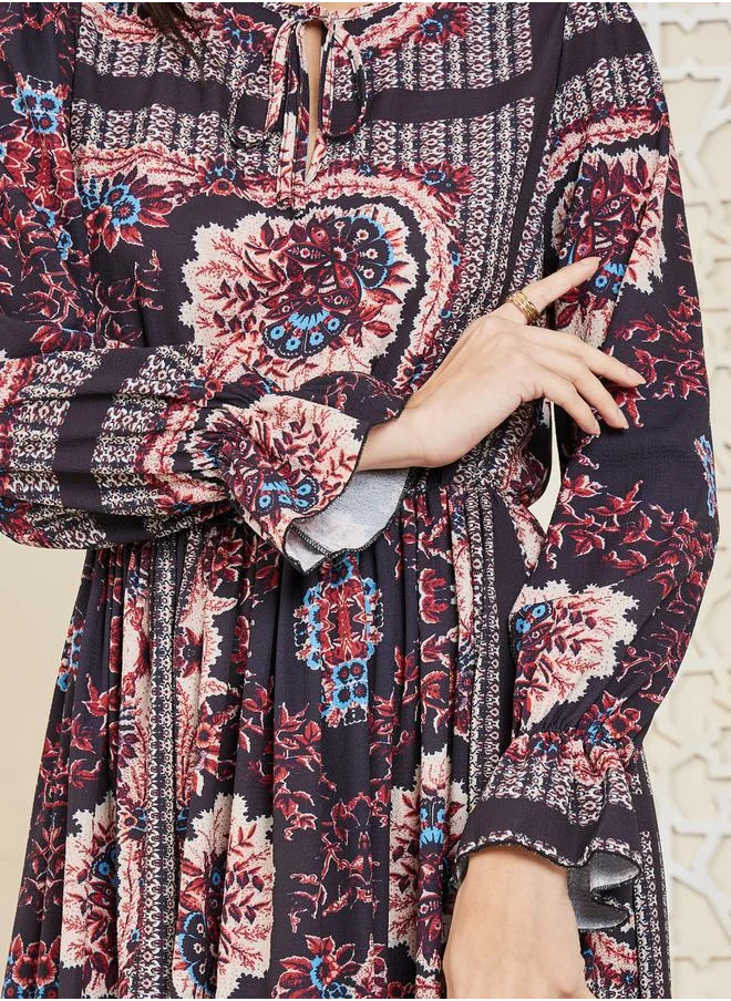 Styli Floral Print Gathered Detail A-Line Maxi Dress