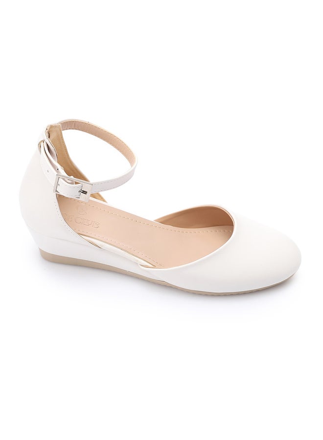 Ice Club Trendy Women’s Flat Shoes with Cross Strap Style Perfect for Dressing Up or Down Every Day - Image 1