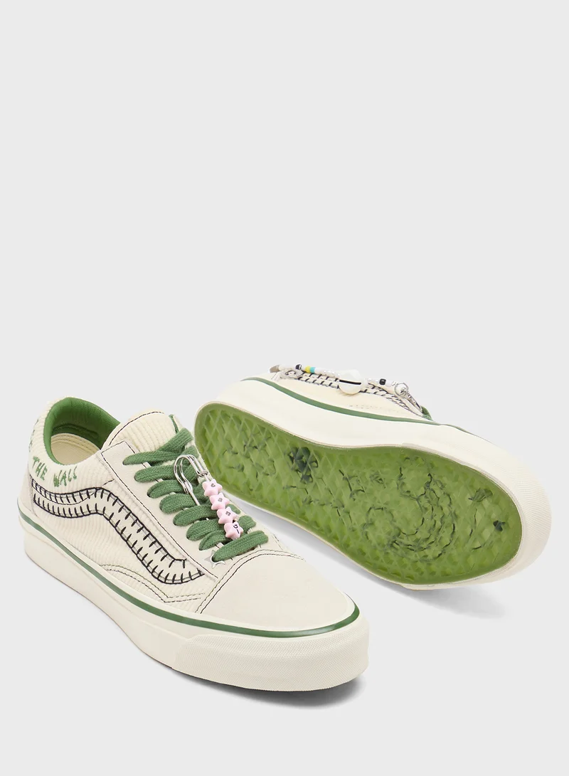 VANS Lx Old Skool Charms