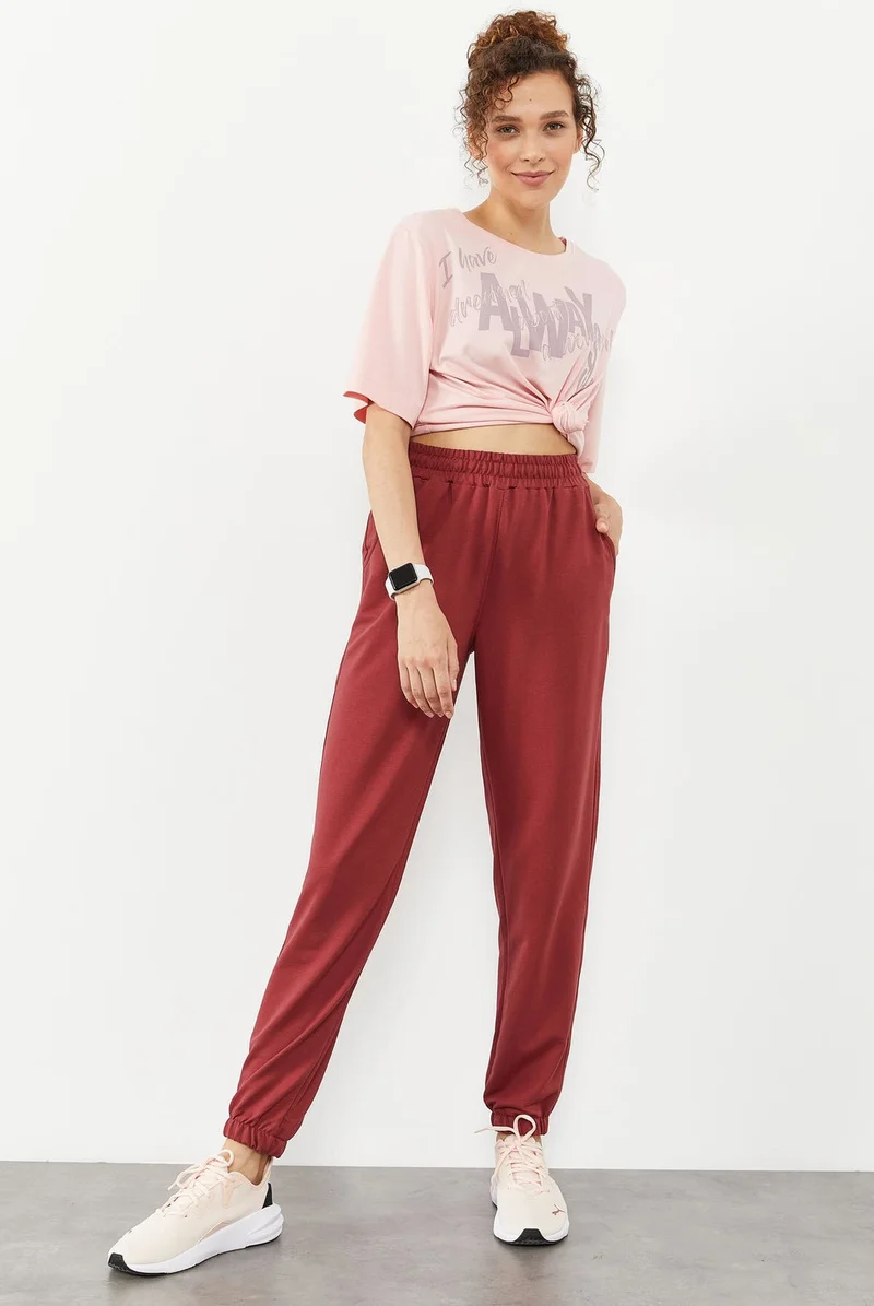 تومي لايف Claret Red Women's Pocket High Waist Standard Mold Elastic Leg Tracksuit Bottom-94583