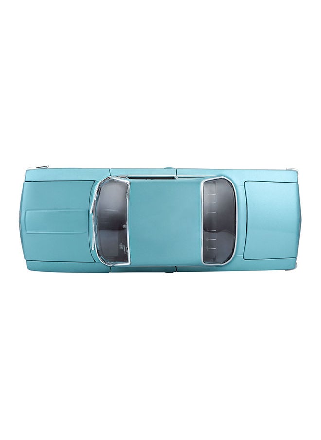 Maisto - 1:18 Special Edition 1962 Chevrolet Bel Air Matte Light Blue Officially Licensed Scaled Replicas of Collectible Diecast Metal Models with Exquisite Interior and Exterior Detailing for All Age. - Image 1