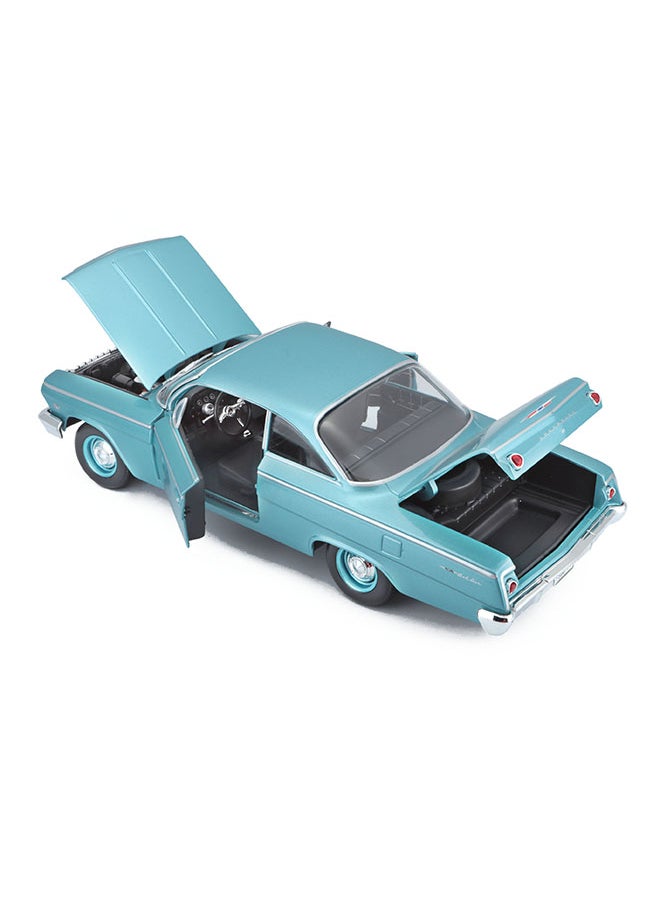 Maisto - 1:18 Special Edition 1962 Chevrolet Bel Air Matte Light Blue Officially Licensed Scaled Replicas of Collectible Diecast Metal Models with Exquisite Interior and Exterior Detailing for All Age. - Image 1