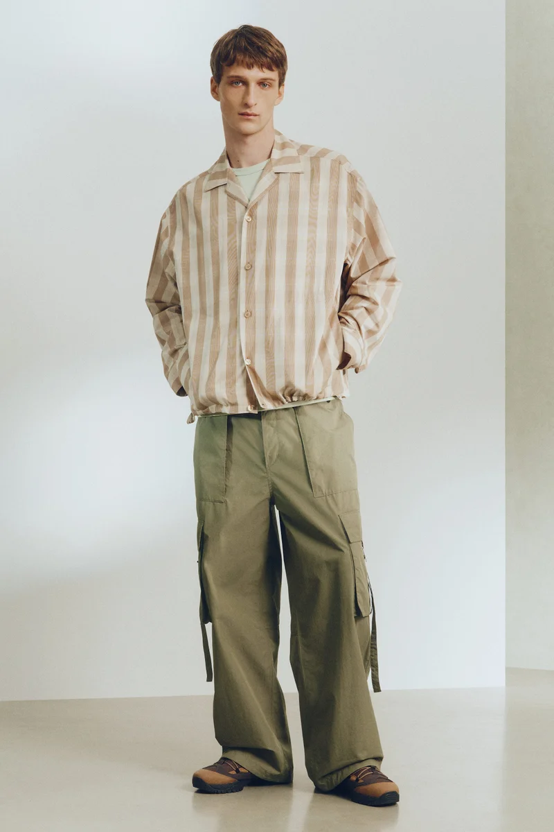 Loose Fit Cargo trousers