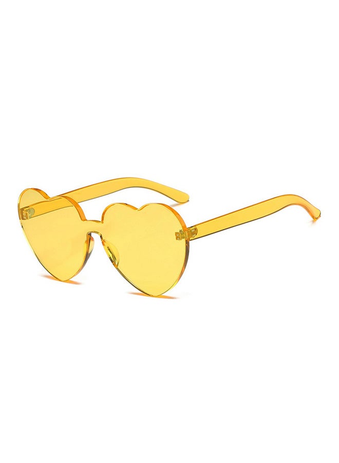 أوتاد نظارة شمسية بإطار على شكل قلب