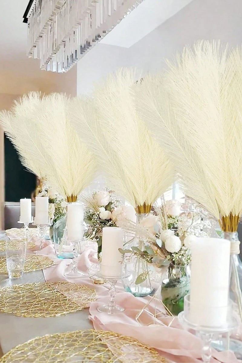 Artificial Dried Plant Decor – Soft Pampas Grass in Beige – Set of 20 Pieces Elegant and soft artificial pampas grass in a beautiful beige color. This set of 20 stems adds a luxurious and delicate decorative touch to any space. Perfect for use as a stylish accessory in home décor, flower vases, photo shoots, and special occasions. - Image 4