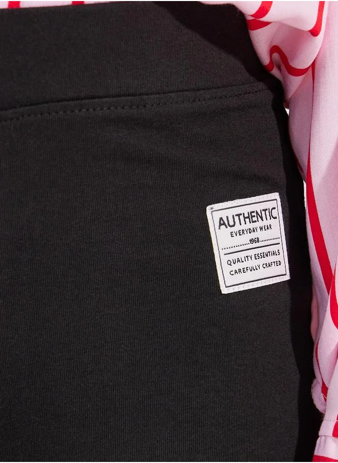ستايلي Patch Detail Flared Leggings