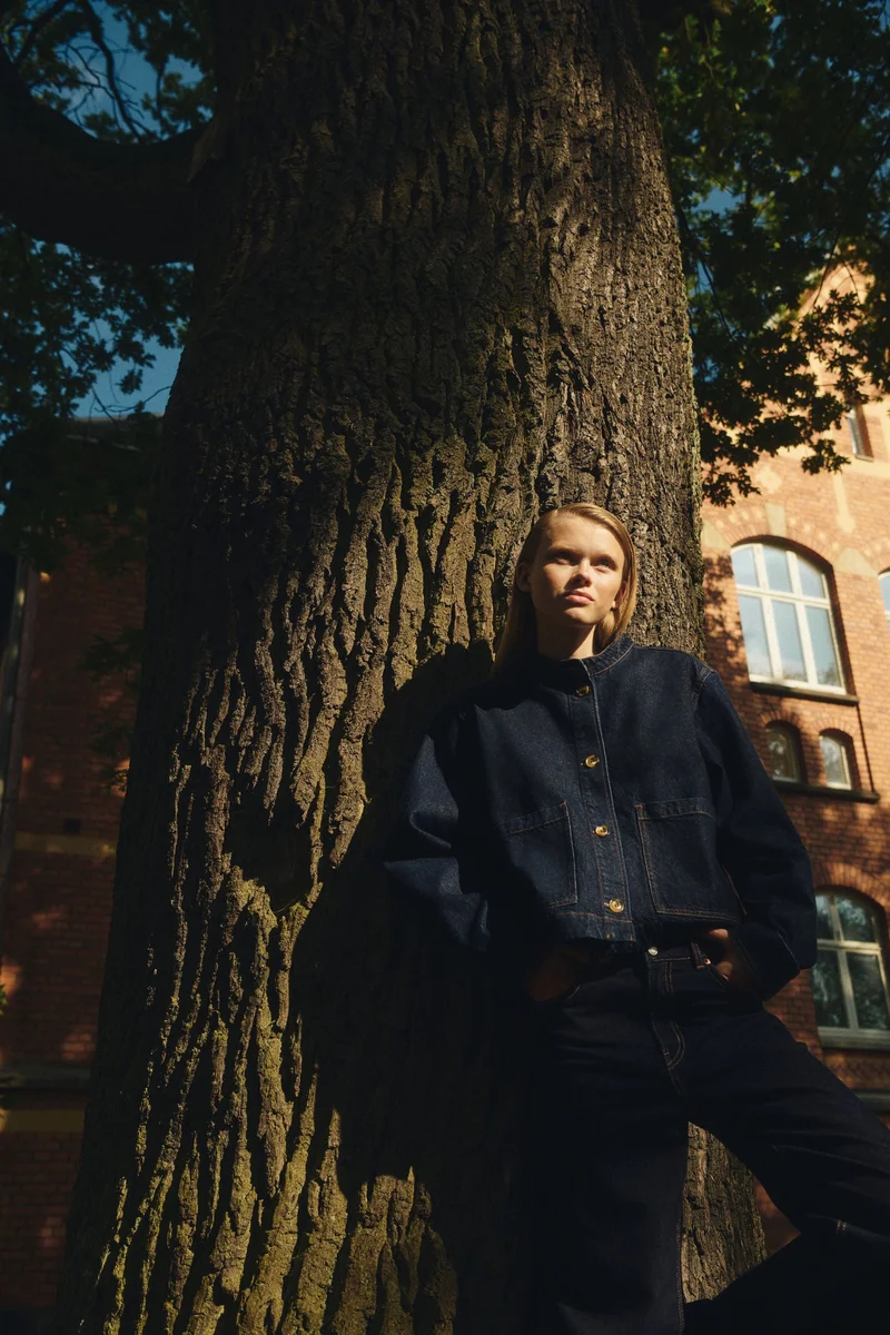 اتش اند ام جاكيت من التويل