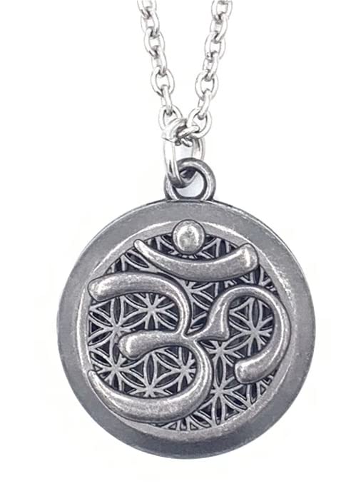 mEssentials Wild Essentials Celtic Cross Aged Brass Essential Oil Diffuser Nickel Free Alloy Locket Pendant with 24 inch Chain, 6 Refill Pads, Customizable Color Changing Perfume Jewelry for Aromatherapy - Image 1