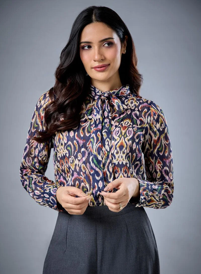 زجزاج بلوزة بأكمام طويلة وياقة ربطة عنق زرقاء