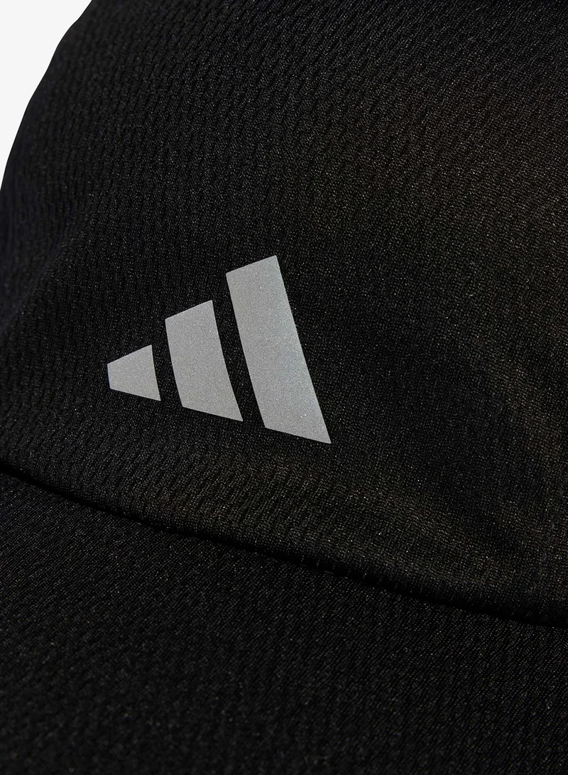 اديداس قبعة جري شبكية بأربع لوحات بتقنية كلايماكول