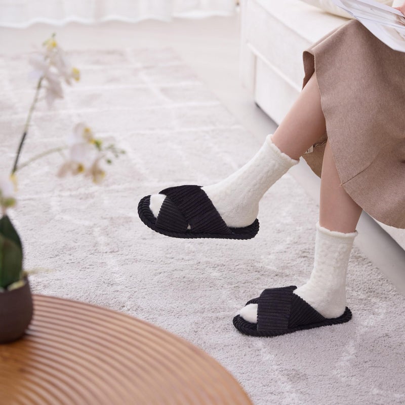 GOEWY House Slippers for Women Fuzzy Womens Slippers Indoor Outdoor Open Toe With Cross Band Corduroy Memory Foam Warm Gifts for Woman Size 7 8.5 Black - Image 2