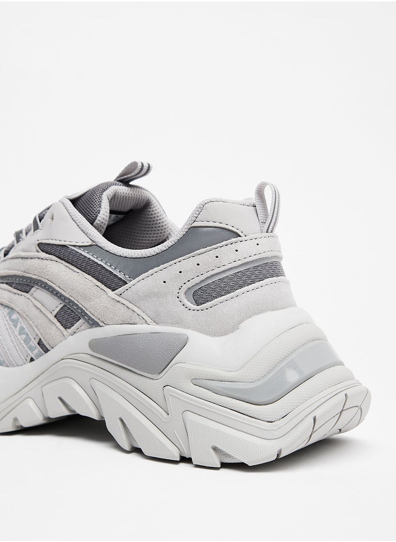 Electrove Sneakers
