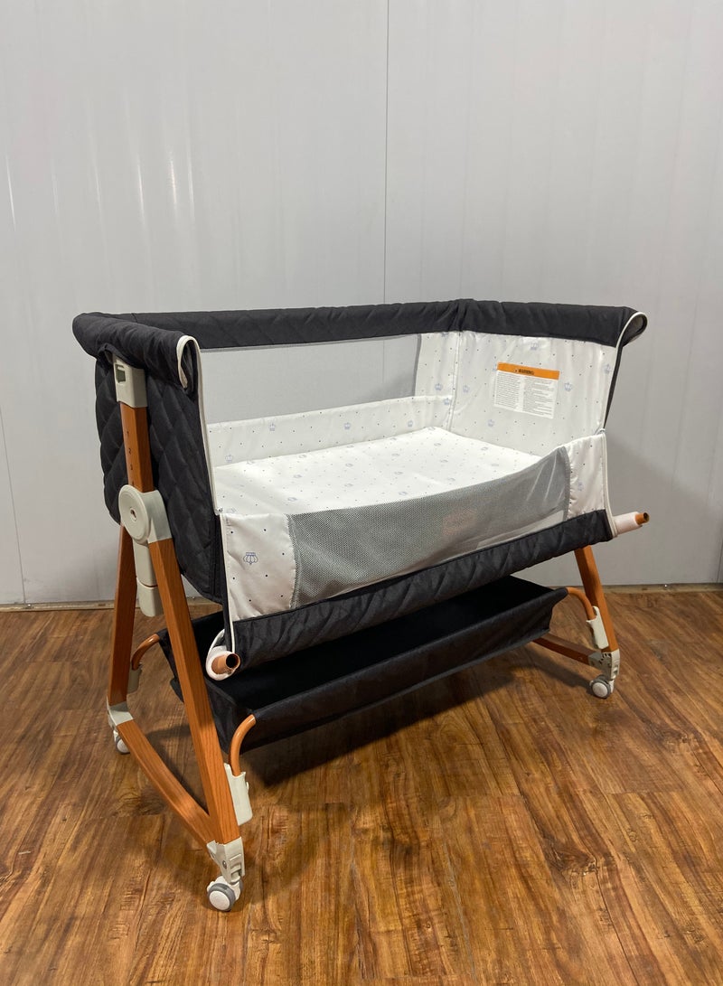 Babydream Portable Crib 6 Level adjustable height with mosquito net - Image 5