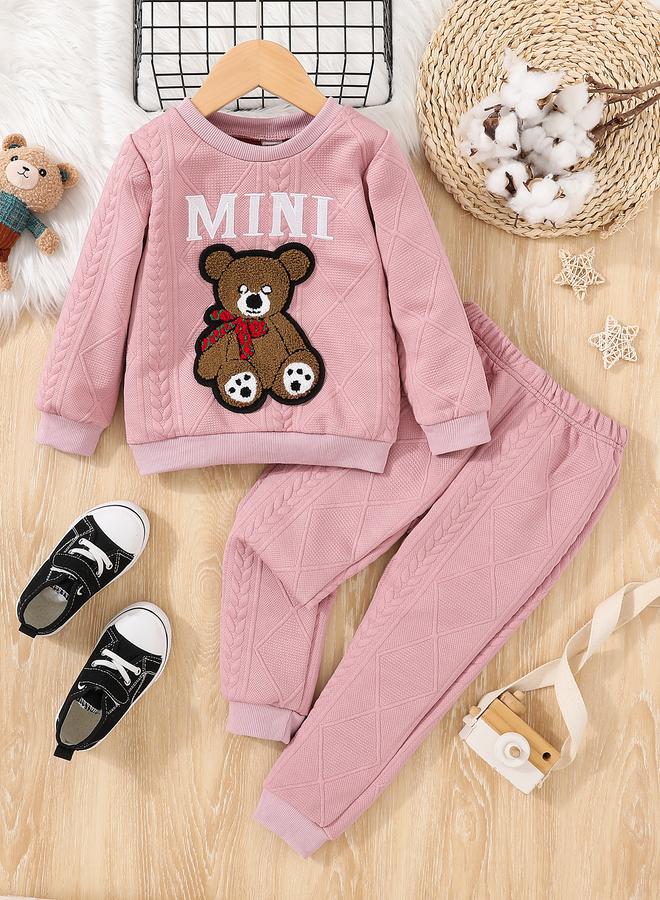 تايك تو طقم سويت شيرت وبنطلون رياضي بتصميم دب مرقع وردي من تيك تو - Image 1