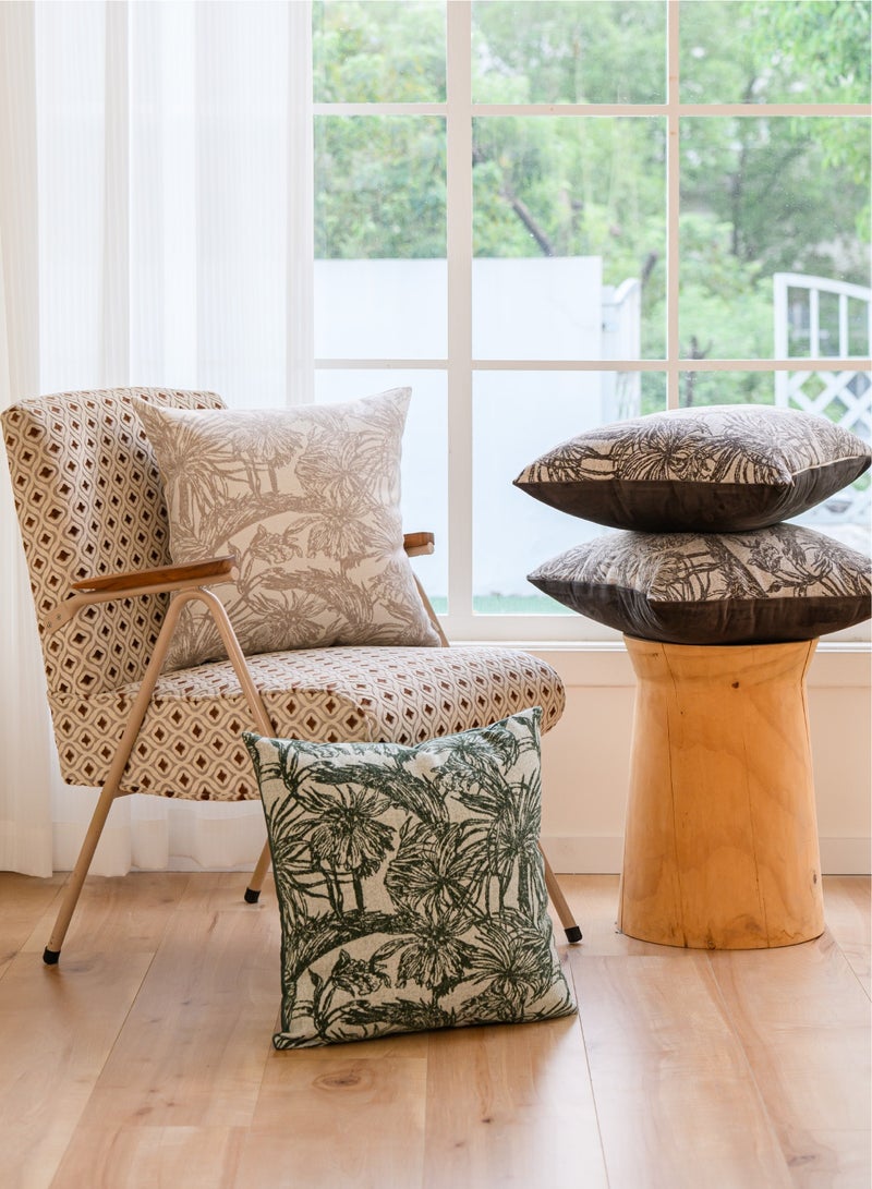 a moment a moment Beige Palm Leaves Decorative Cushion Cover 30x50 CM Botanical Monstera Tropical Palm Leaf Plants Decorative Throw Pillow Cover Set of 2 Farmhouse Home Decor Cushion for Sofa Couch Bed  - Image 4