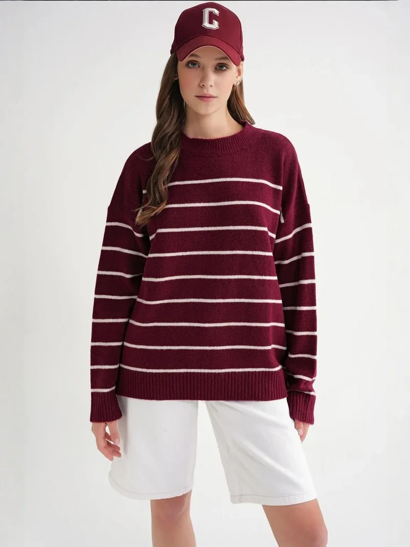 Mixray Burgundy Red Striped Crew Neck Relaxed Knit Pullover Sweater for Women | Best Price UAE
