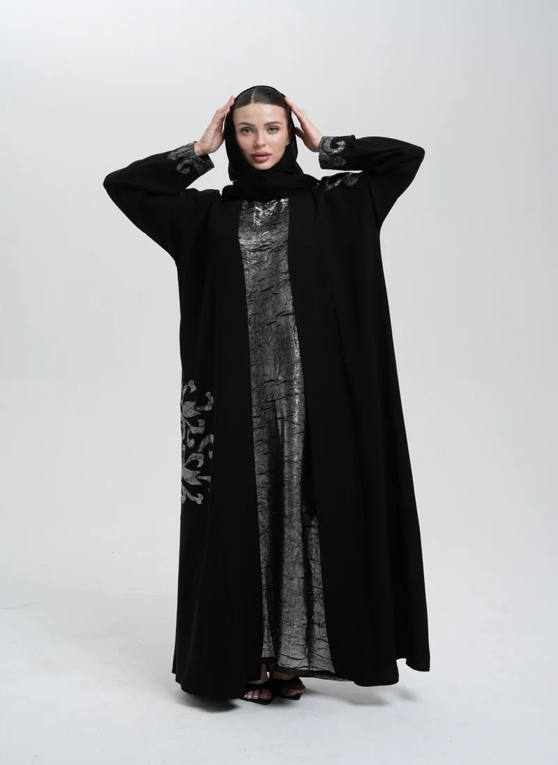 Meem by Mariyah Applique abaya with inner