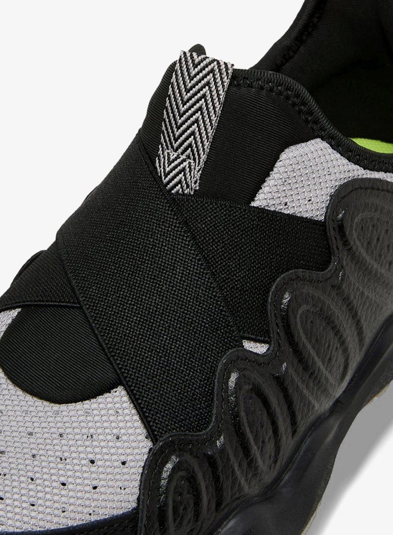 SHAQ Boys Slip-On Basketball Shoes - Image 5