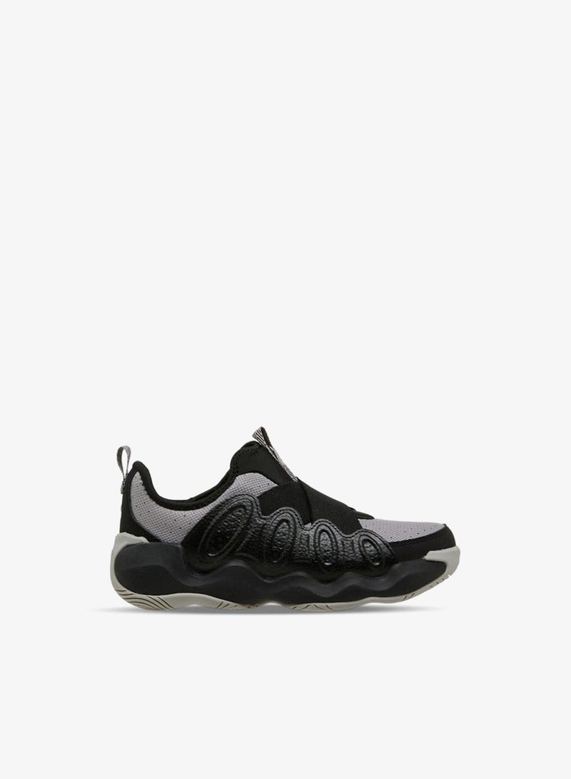 SHAQ Boys Slip-On Basketball Shoes - Image 1