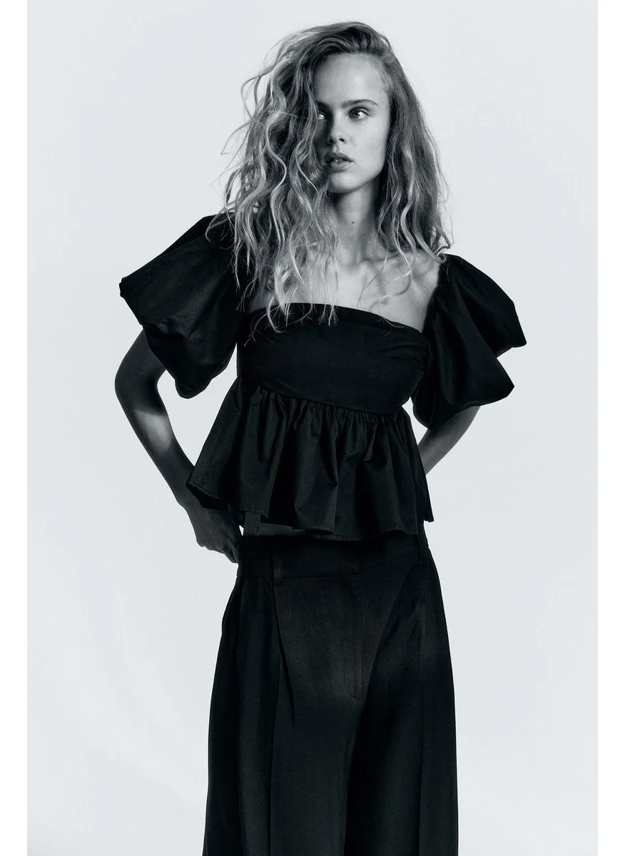 اتش اند ام Off-The-Shoulder Peplum Blouse