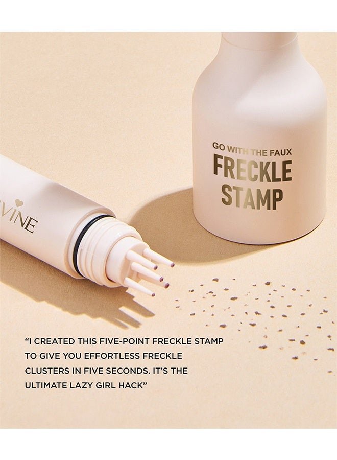 PAGE VINE Freckle Stamp Pen – Waterproof Fake Freckles Makeup Tool, Natural-Looking Freckle Maker & Spray with Multi-Prong Precision Stamp Head, Long-Lasting Sunkissed Makeup (1# Light) - Image 3
