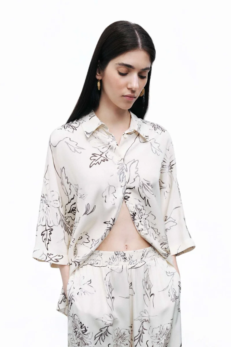 نوكتورن قميص بنقشات انسيابية