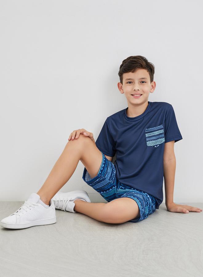 ستايلي طقم بيجامة بطبعة ستايلي بياقة مستديرة وجيوب و شورت - Image 1