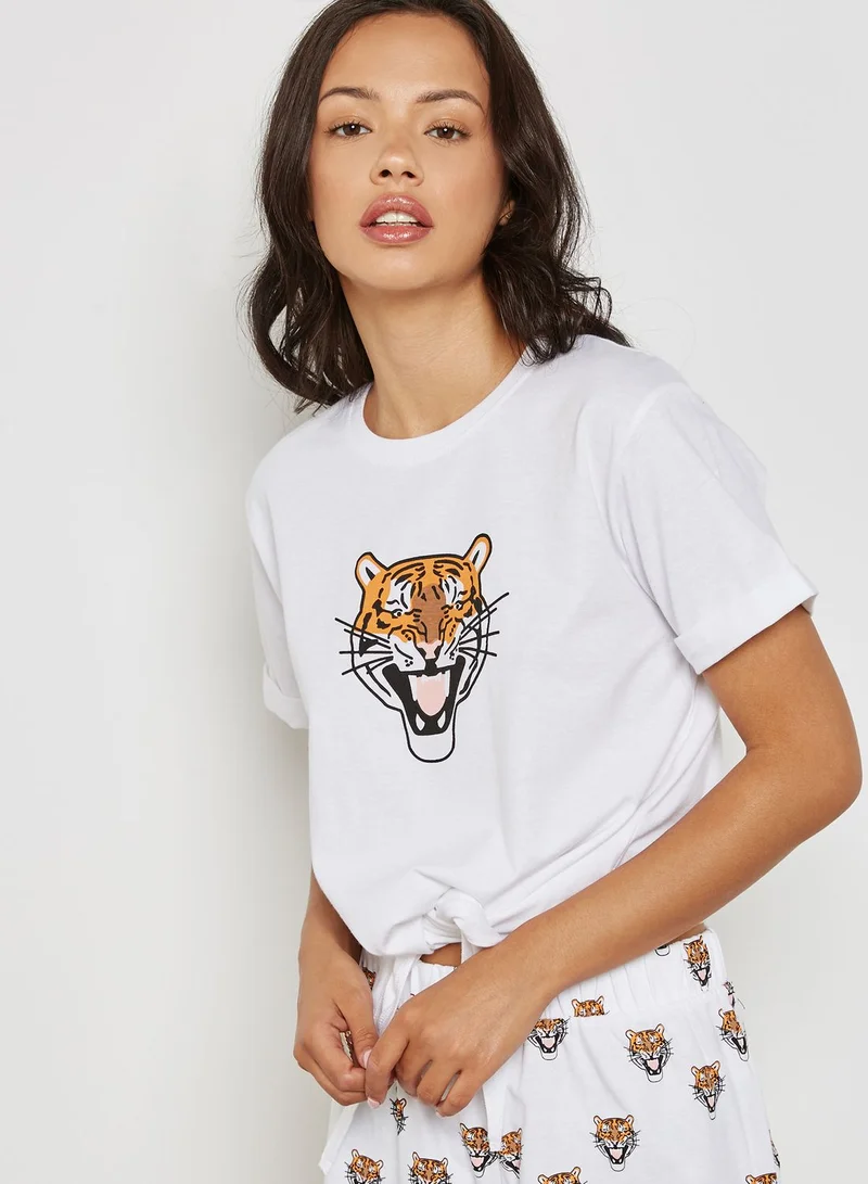 Missguided Printed T-Shirt &Shorts Set