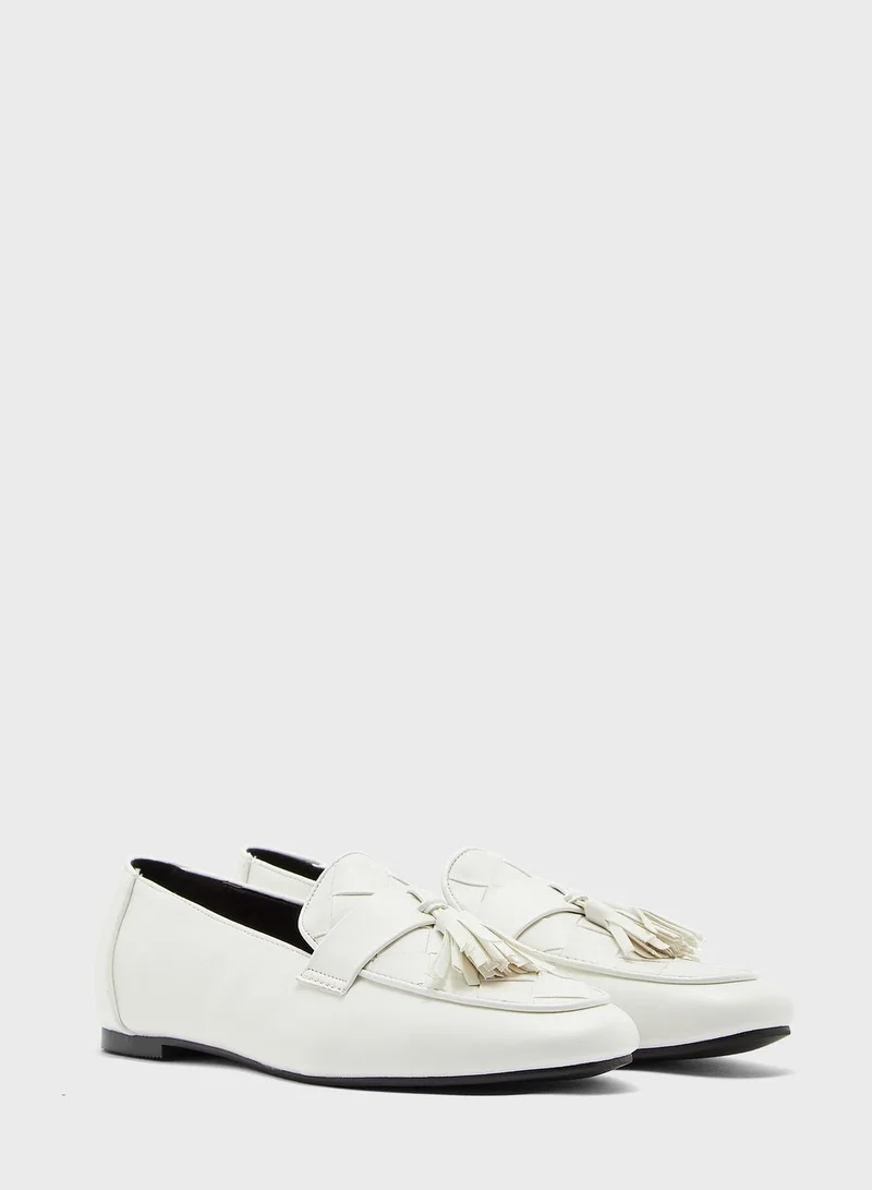 ELLA Weaved Round Toe Tassel Loafer