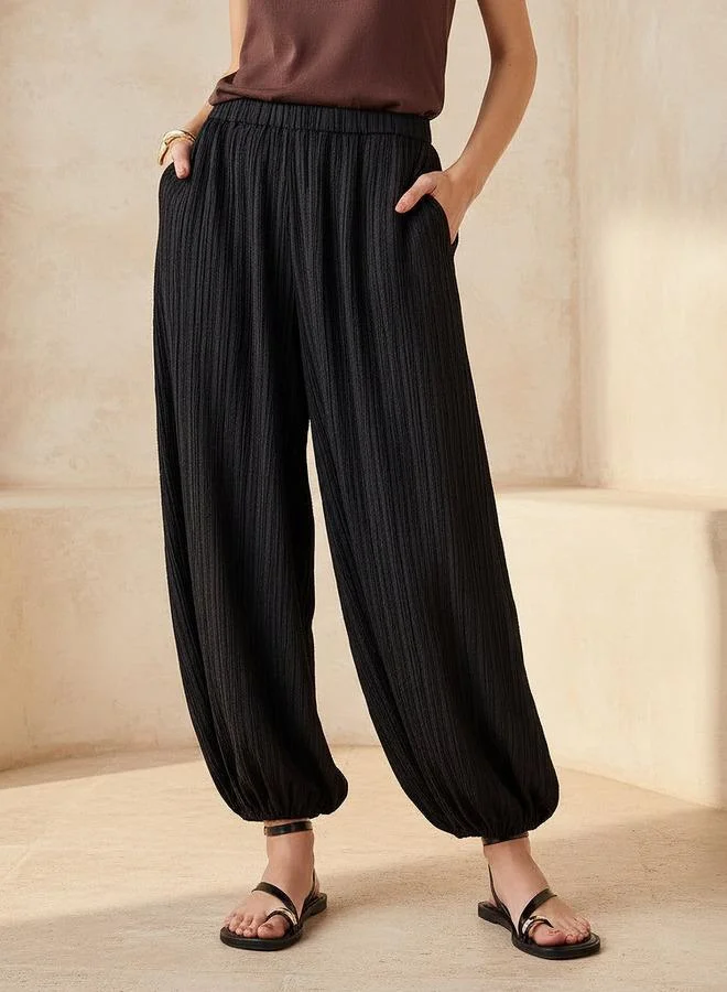 2Xtremz 2Xtremz Relaxed Fit Mid-Rise Textured Cotton Harem Pants