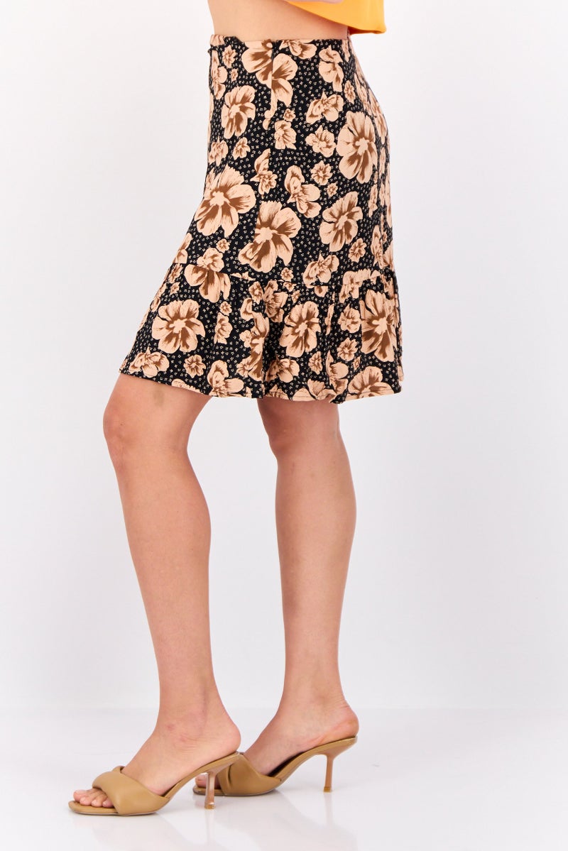 YAS Women Floral Print Mini Skirt, Black - Image 2