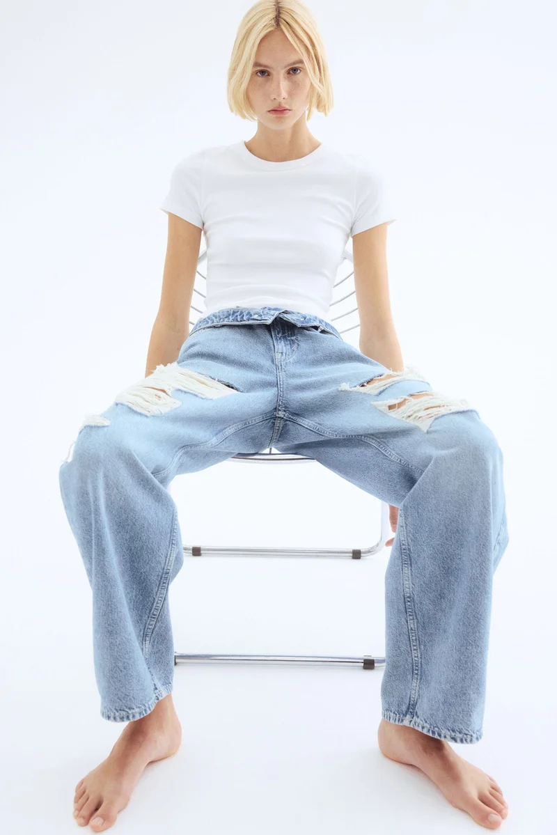 اتش اند ام جينز فضفاض بخصر عالي