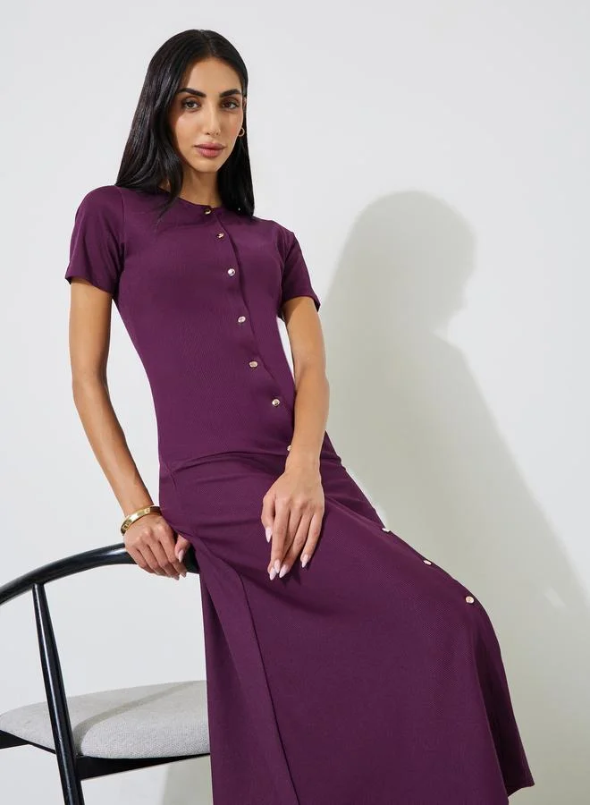 ستايلي Burgundy Solid Button Details Short Sleeves A-Line Midi Dress