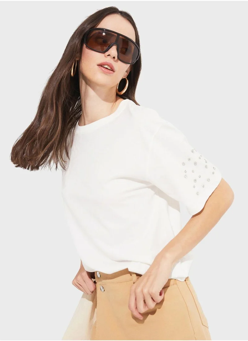جون Crew Neck Crop T-Shirt