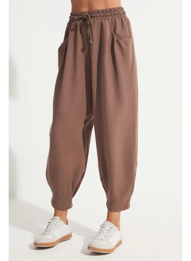 JUNE June Pocket Detailed Trouser Brown