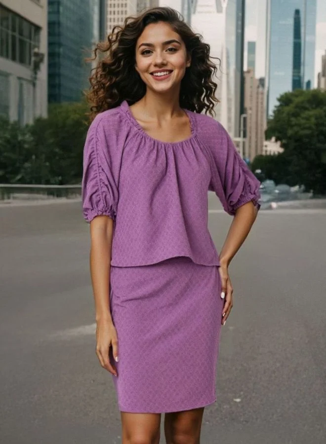 Women Regular Fit Textured Scoop Neck Short Sleeve Ruched Top