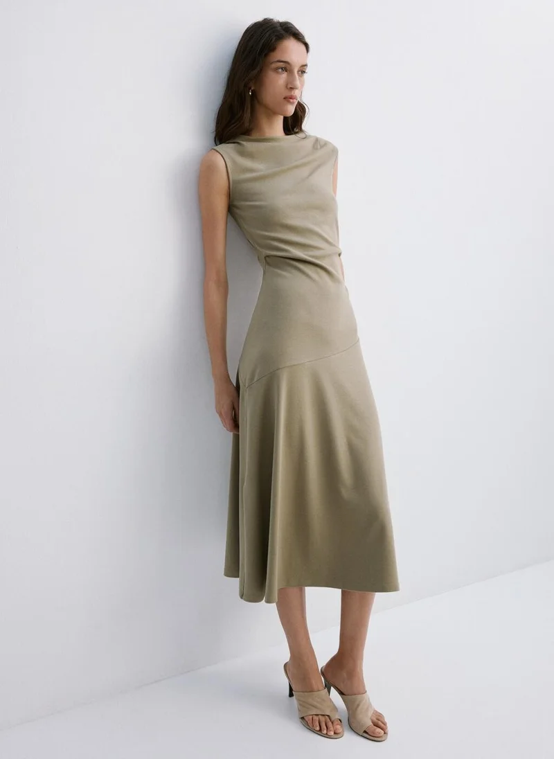 مانجو Asymmetrical-cut draped dress
