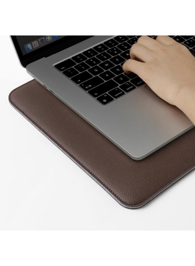 Comfyable حافظة لابتوب 14 بوصة متوافقة بدقة مع ماك بوك برو M5 M4 M3 M2 برو/ماكس 2026-2021، غلاف جلد صناعي، 14 بوصة، بني - Image 5