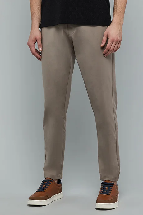 R&B Solid Trackpants with Drawstring Waist