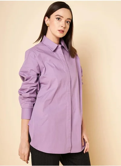 HIGH STAR Stay effortlessly stylish with this comfortable Lilac Oversized Shirts Solid design crafted from 100% Cotton featuring Long Sleeves with Button closure.