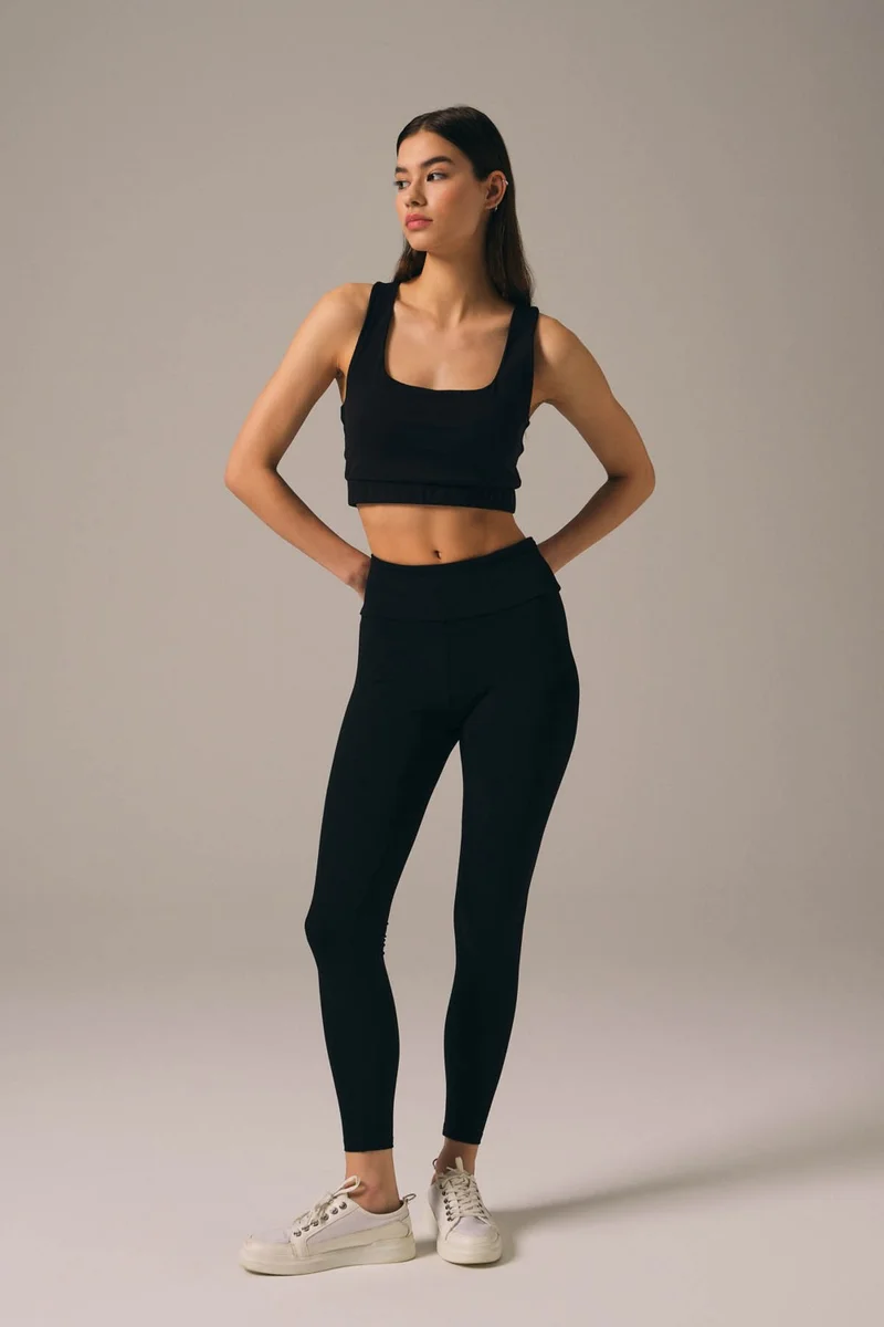 Hays Women's Slimming Long Waist Leggings