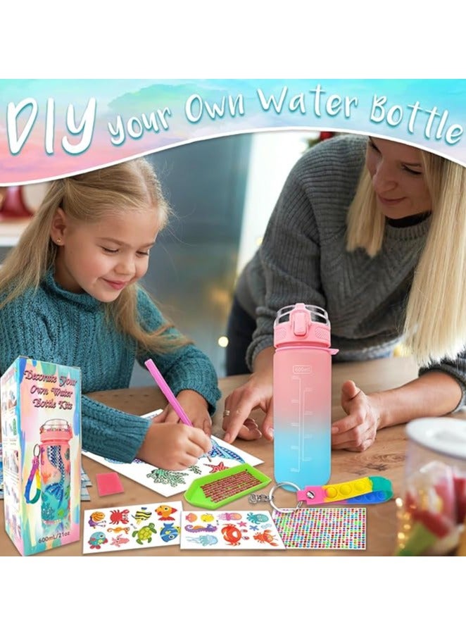 ريمي بيلا مجموعة زجاجات المياه على شكل حورية البحر  يمكن تزيينها باستخدام ملصقات أحجار كريمة مناسبة للفتيات من سن 4-6-8-10 سنوات - Image 2