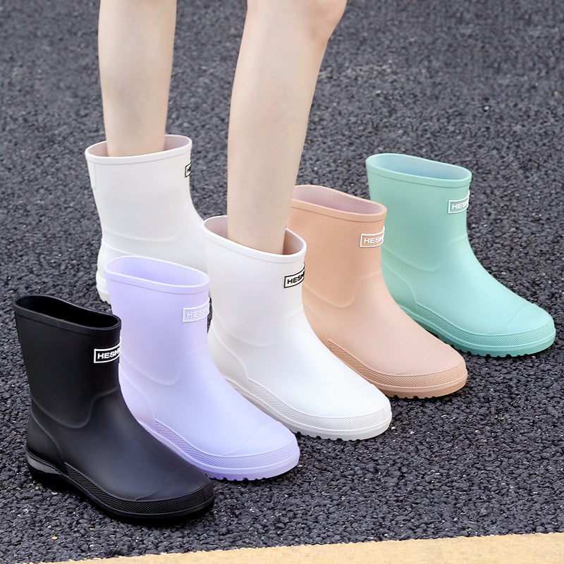 New 2023 Rain Boots Ladies Mid-Tube Rain Boots Edging Wear-Resistant Lightweight Wading Shoes Kitchen Rubber Shoes - Image 4